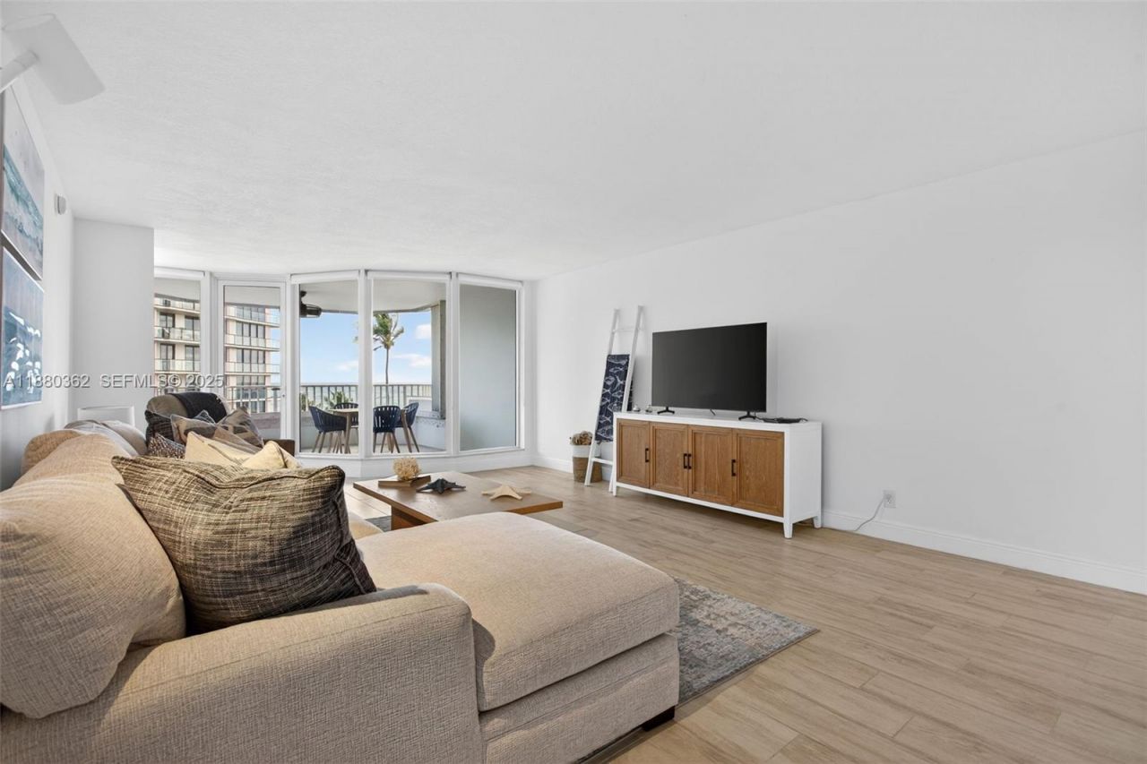 1340 S Ocean Blvd, Unit 407, Pompano Beach, FL 33062 Photo