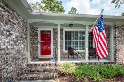 7758 Barclay Avenue photo 4