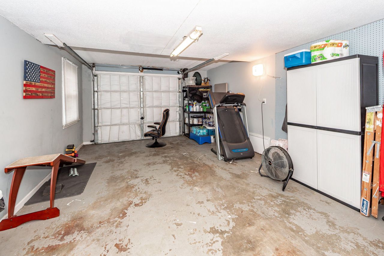 7758 Barclay Avenue Photo 46