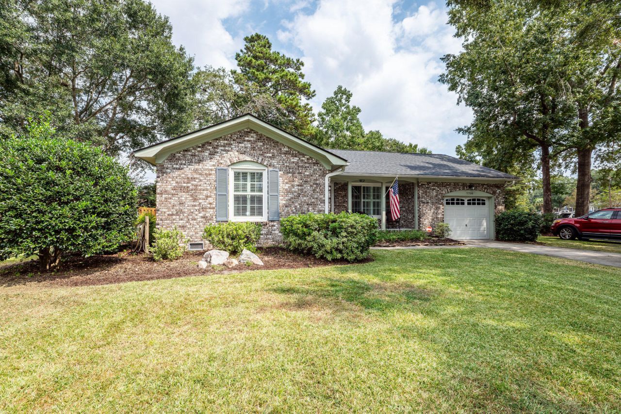 7758 Barclay Avenue Photo 50