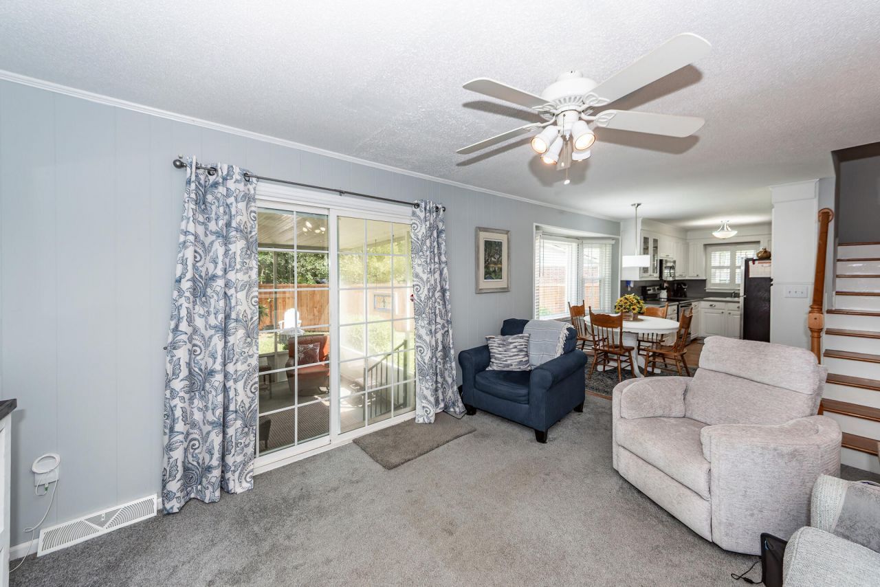 7758 Barclay Avenue Photo 7