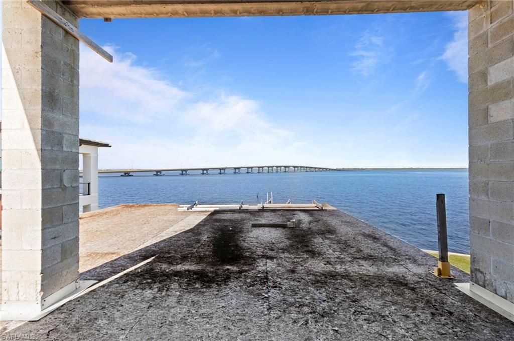 1211 Caloosa Pt, Fort Myers, FL 33901 Photo