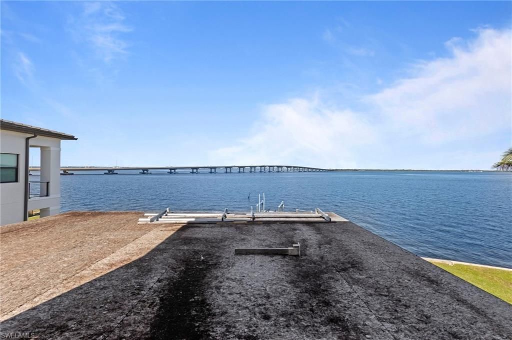 1211 Caloosa Pt, Fort Myers, FL 33901 Photo