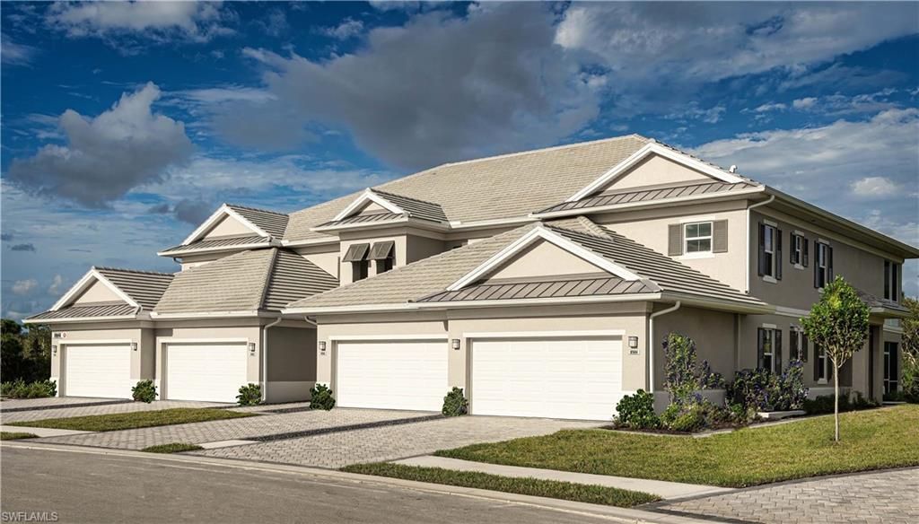 273 Indies Dr E, Unit 102, Naples, FL 34114 Photo