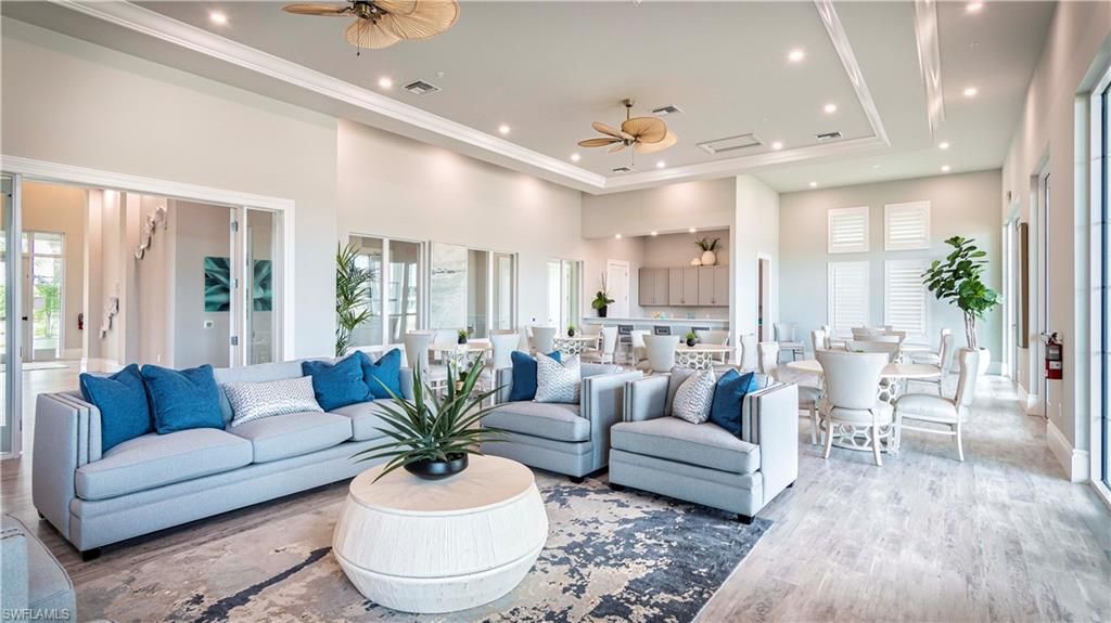 273 Indies Dr E, Unit 102, Naples, FL 34114 Photo
