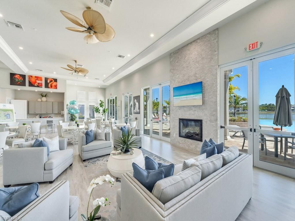 273 Indies Dr E, Unit 102, Naples, FL 34114 Photo