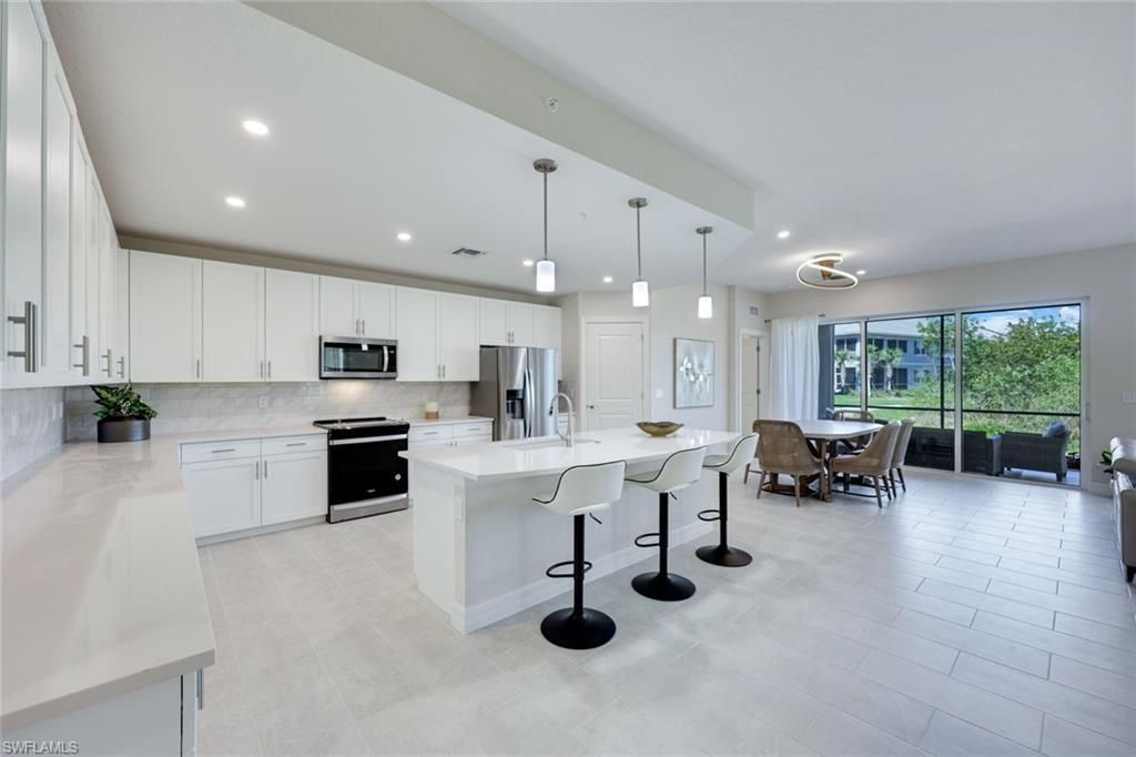 273 Indies Dr E, Unit 102, Naples, FL 34114 Photo