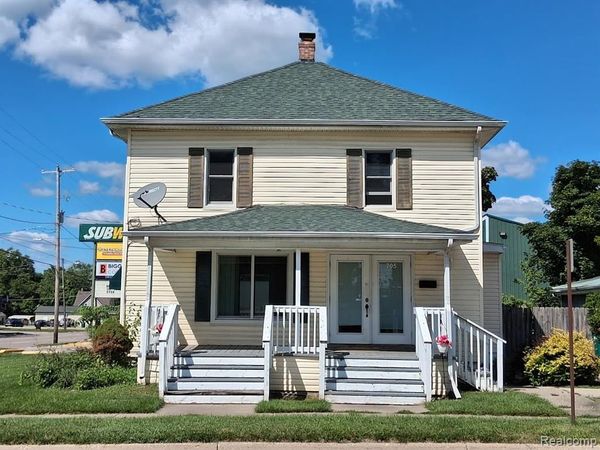705 Maple Street, Mt. Morris, MI 48458