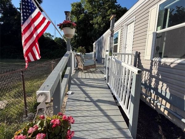 24 W Philadelphia Avenue, Youngstown, OH 44507