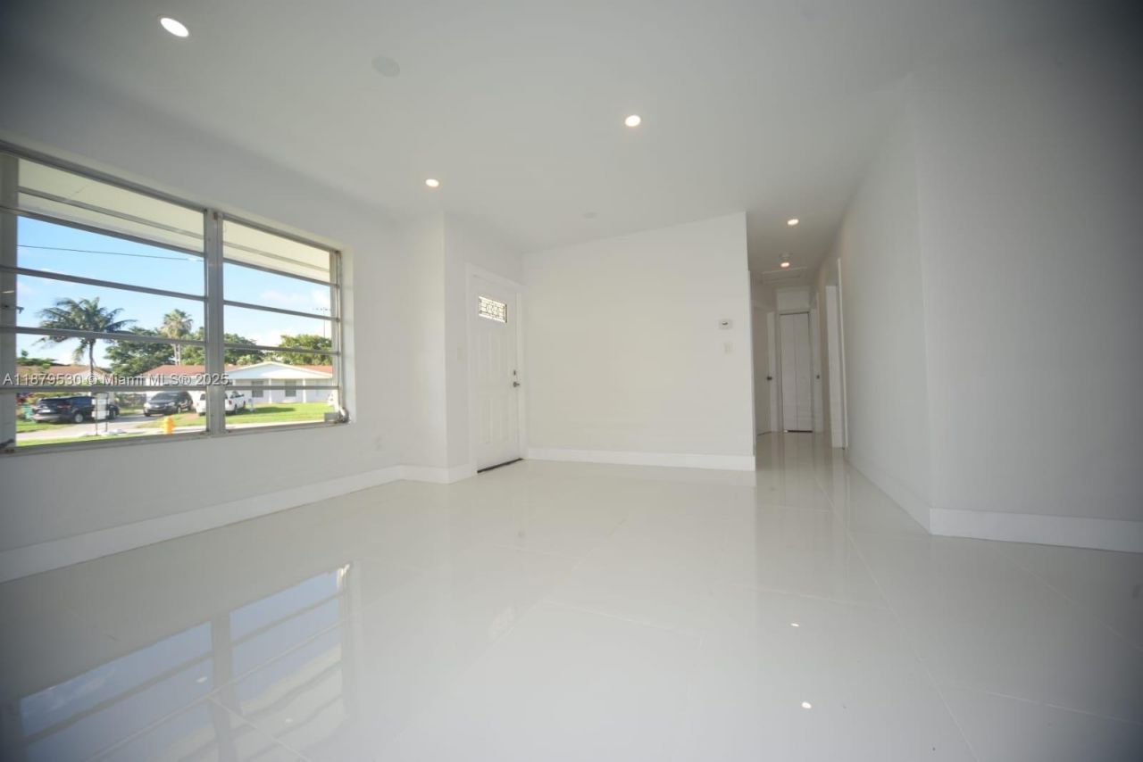 18601 SW 97th Ct, Unit 18601, Cutler Bay, FL 33157 Photo