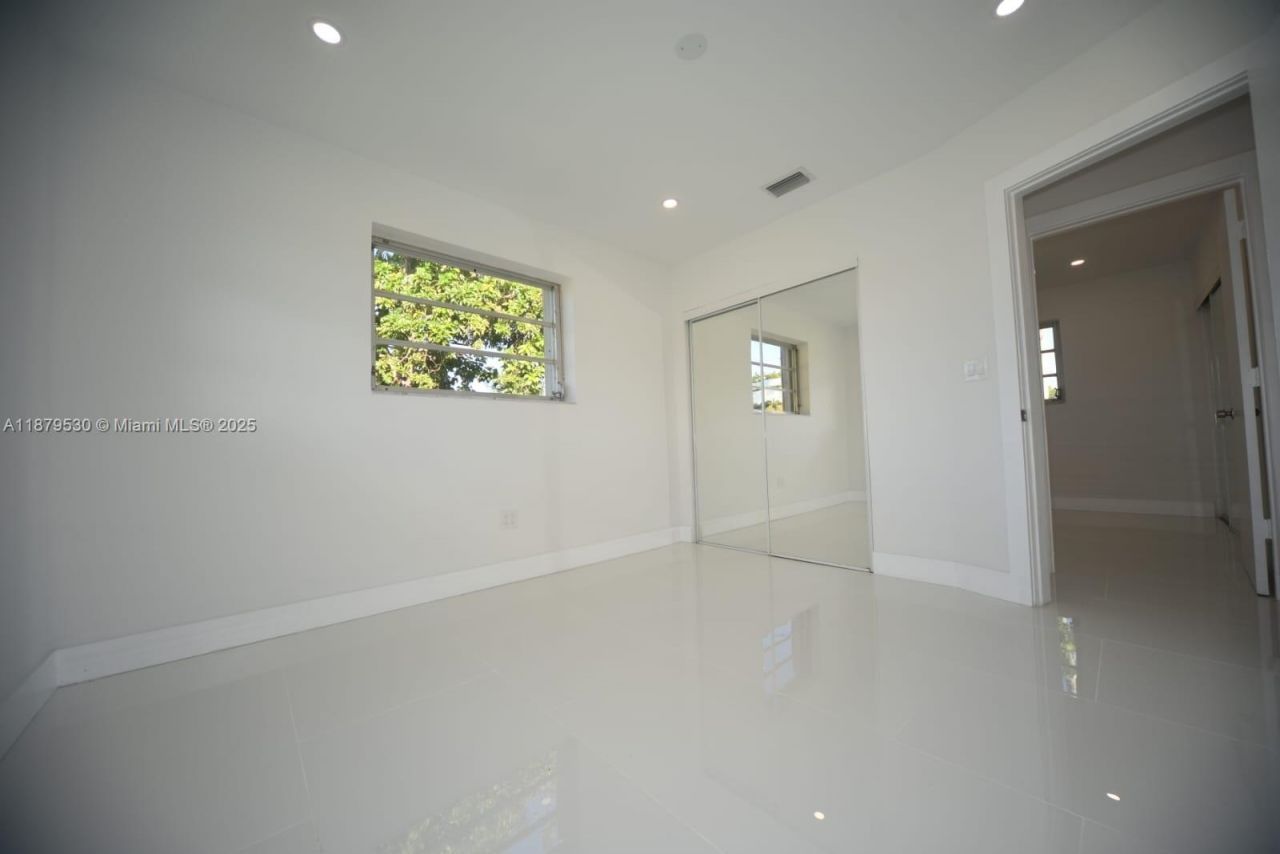 18601 SW 97th Ct, Unit 18601, Cutler Bay, FL 33157 Photo