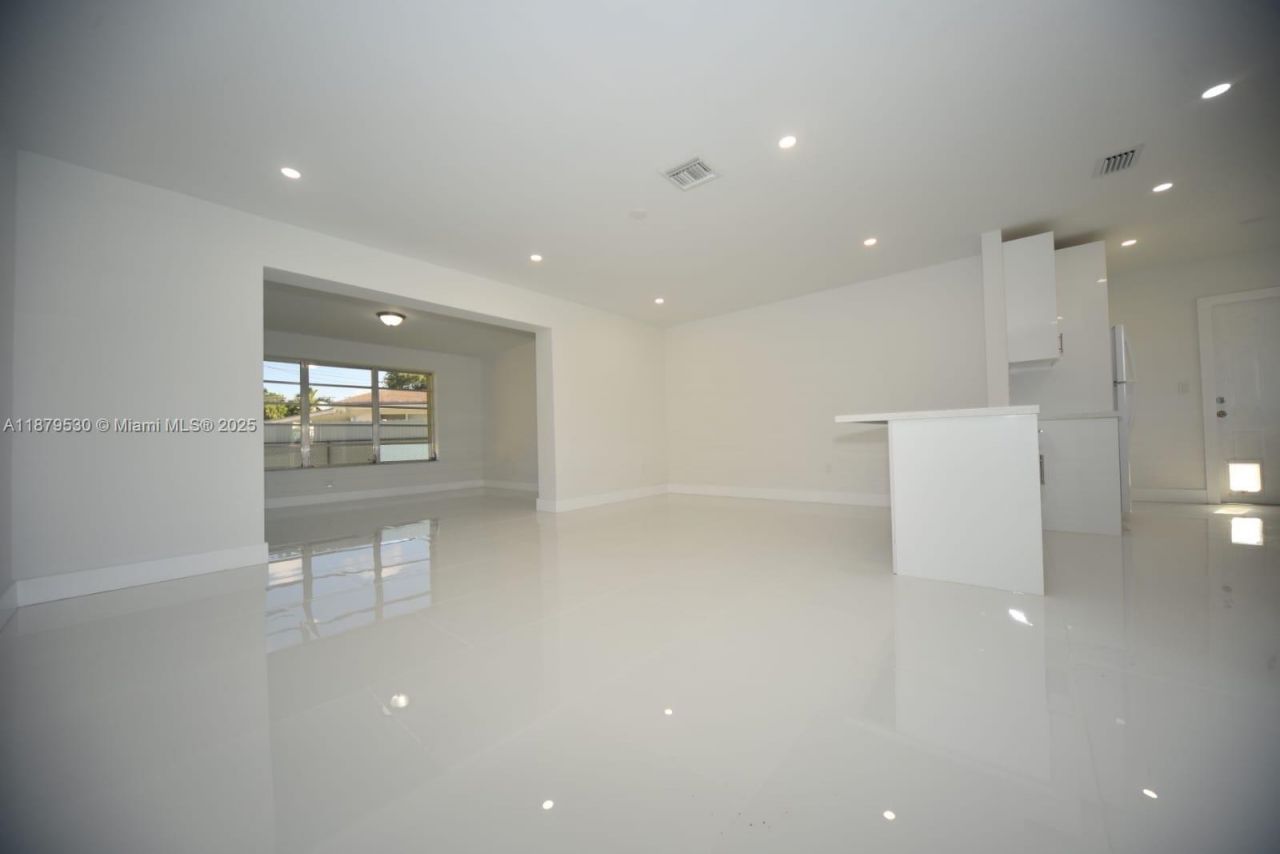 18601 SW 97th Ct, Unit 18601, Cutler Bay, FL 33157 Photo