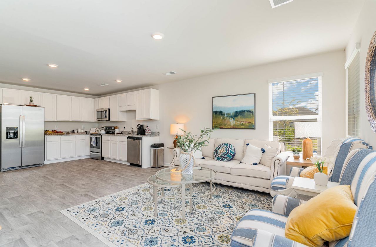 732 Striped Bass Court Photo 4