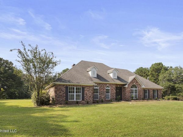 104 Rocking Chair Road, Canton, MS 39046