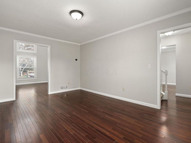 2236 Sunleaf Court, Columbus, OH 43235 Photo 3