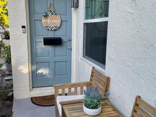 4304 LA RIVIERA COURT, TAMPA, FL 33611