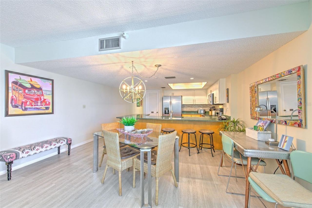 17200 Gulf Boulevard, Unit 401, North Redington Beach, FL 33708 Photo