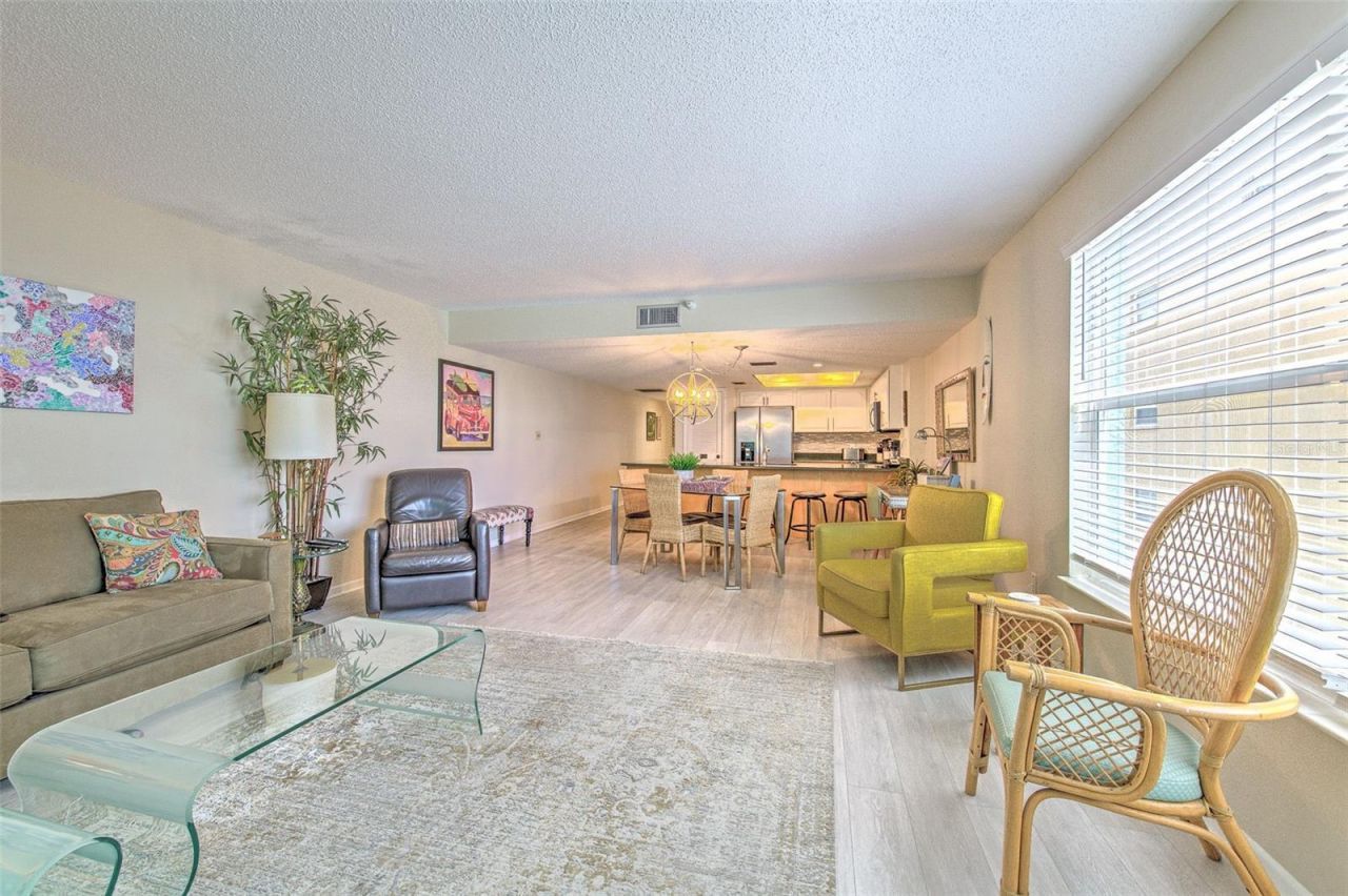 17200 Gulf Boulevard, Unit 401, North Redington Beach, FL 33708 Photo