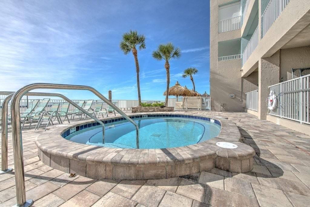 17200 Gulf Boulevard, Unit 401, North Redington Beach, FL 33708 Photo