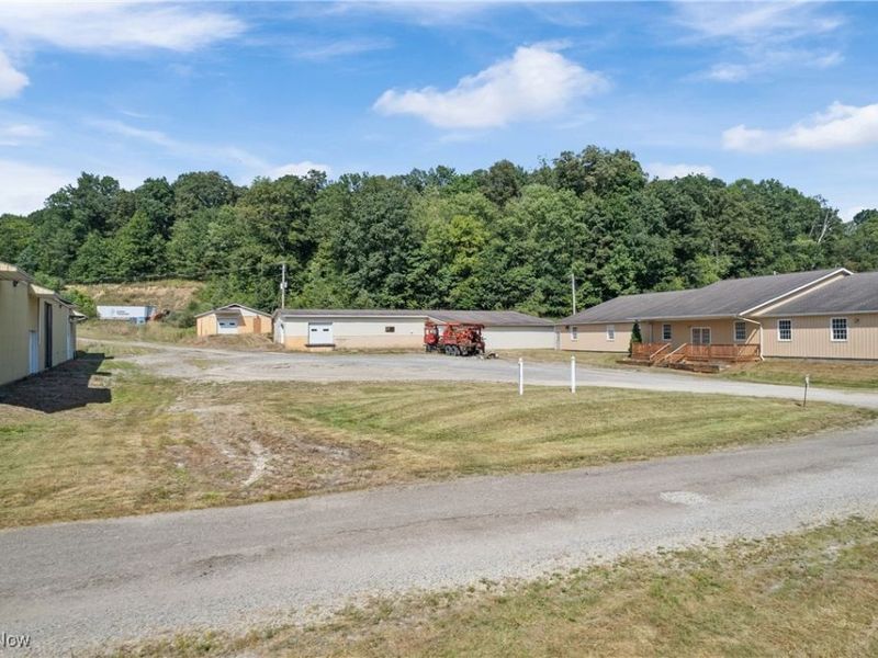 9569 State Route 39 NE, Sherrodsville, OH 44675 Photo 4