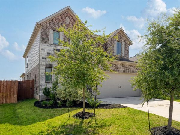 125 Rangel DR, Liberty Hill, TX 78642