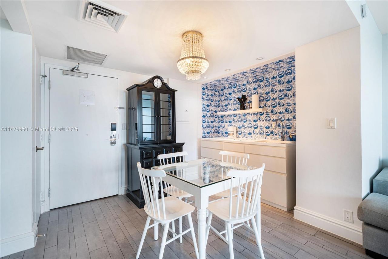 Please Call For Address, Unit 721, Miami Beach, FL 33139 Photo