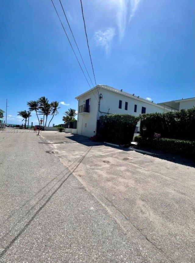 316 Walnut St, Unit 2, Hollywood, FL 33019 Photo