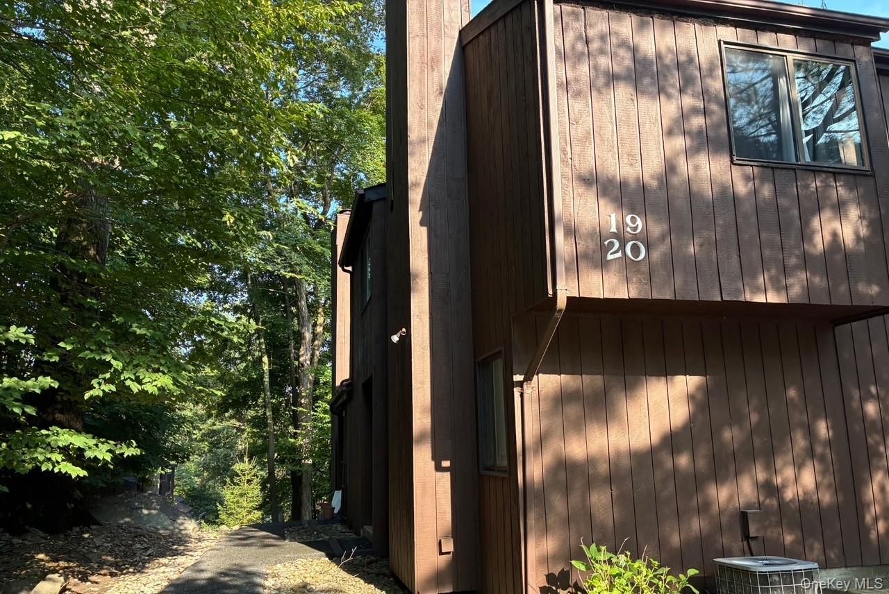 20 Redwood Drive, Highland Mills, NY 10930 Main Photo