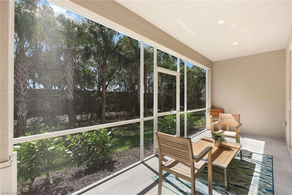 268 Indies Dr E, Unit 101, Naples, FL 34114 Photo