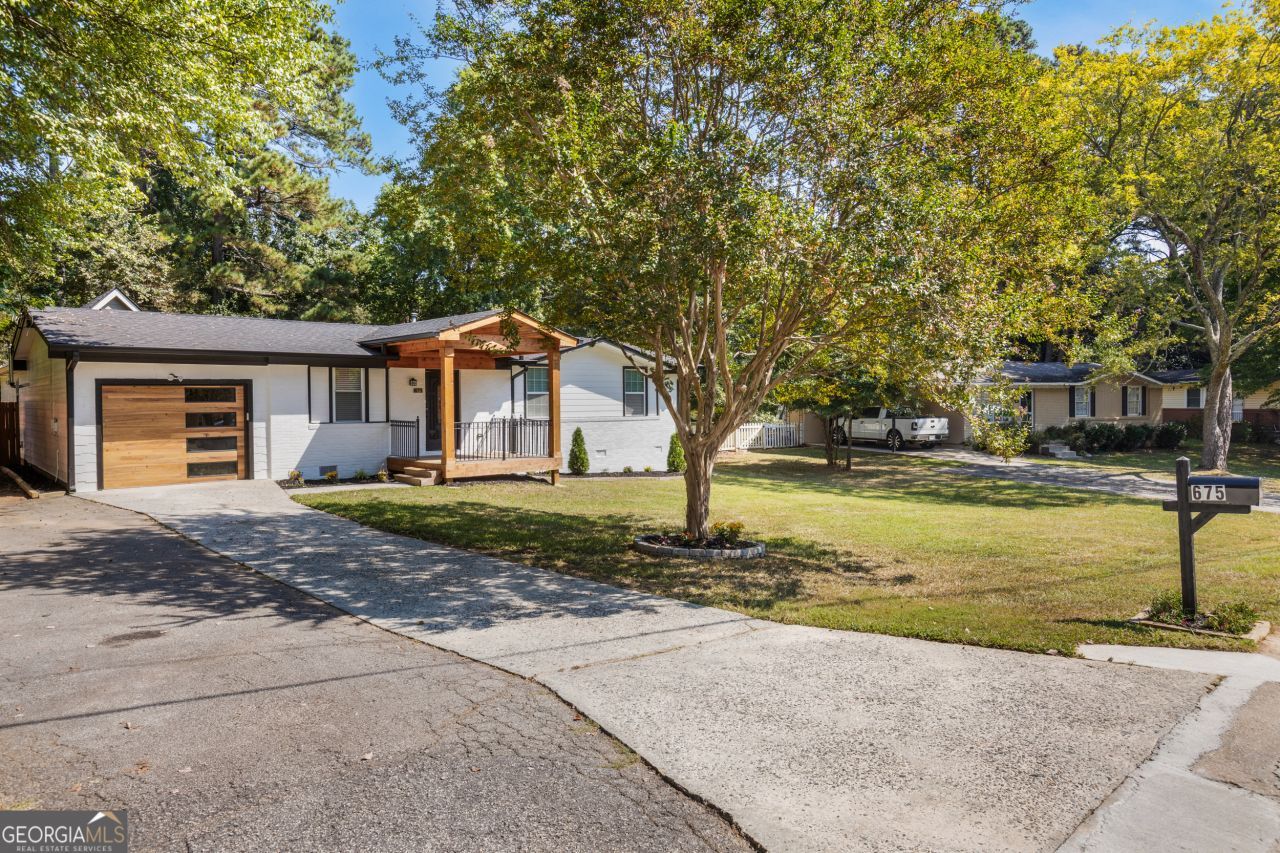 675 Inglewood Drive Se, Smyrna, GA 30080 Main Photo