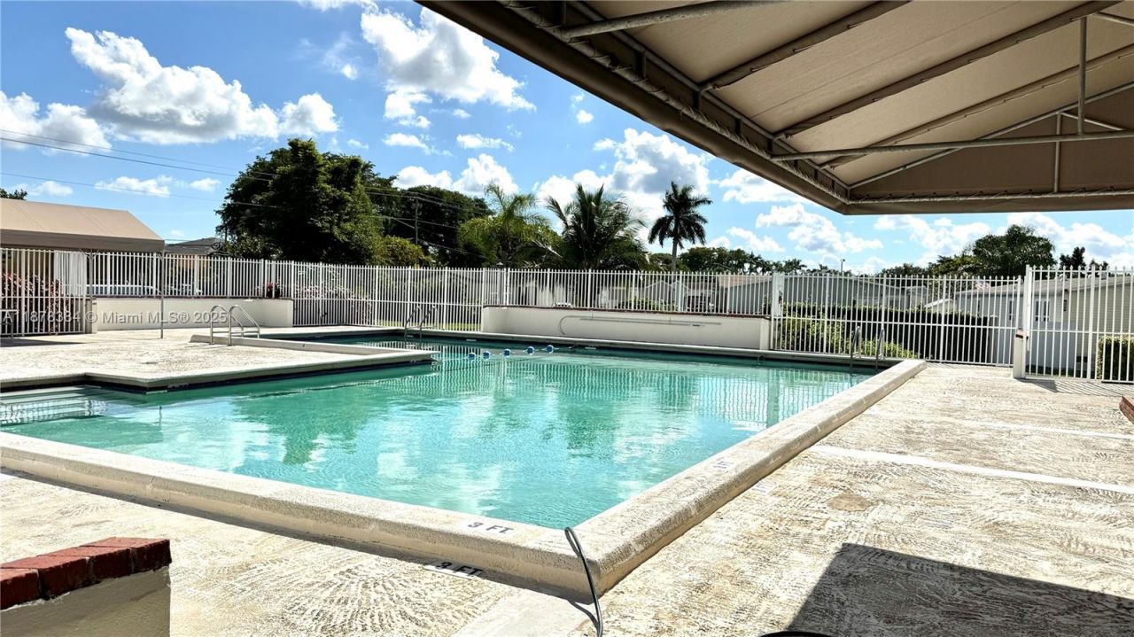 220 NE 12th Ave, Unit 114, Homestead, FL 33030 Photo