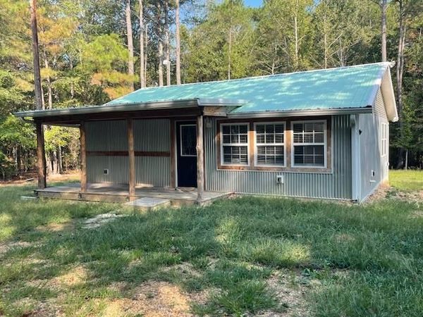 122 Cabin Circle, Camden, TN 38320