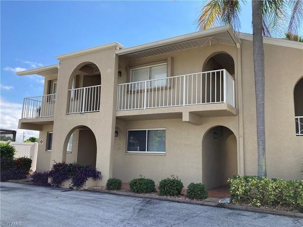 4321 Country Club BLVD, Unit 101, CAPE CORAL, FL 33904