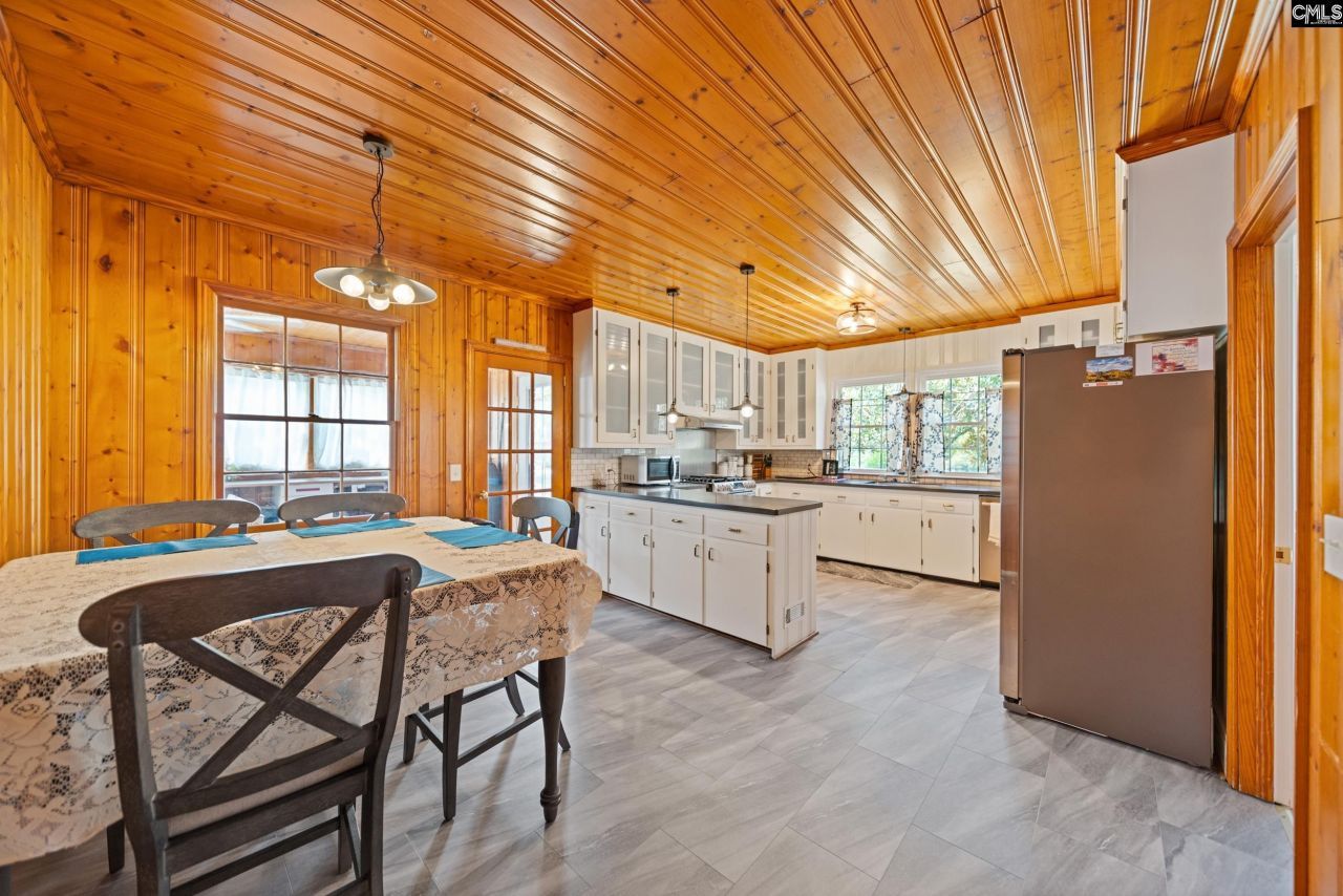 179 Azalea Avenue Photo 8