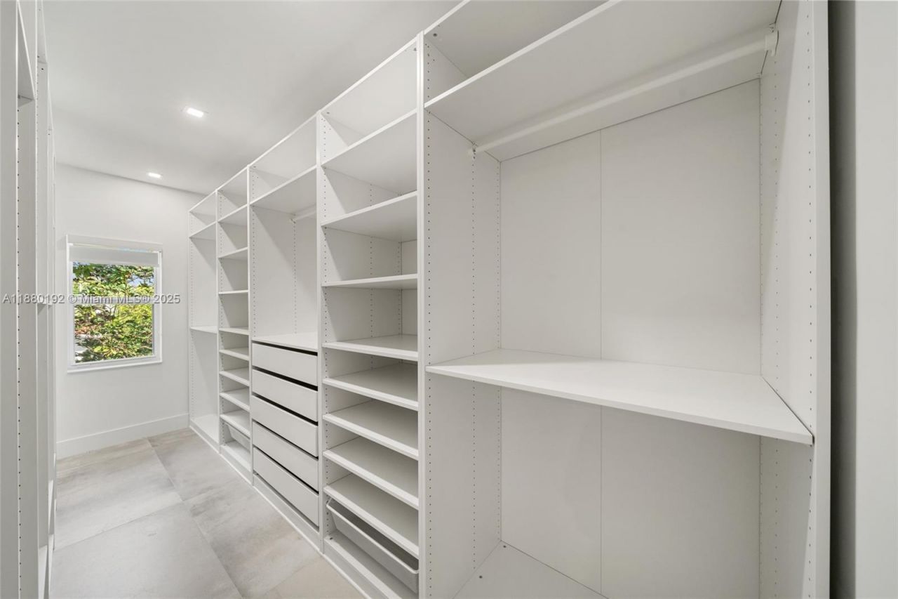 3431 SW 16th Ter, Miami, FL 33145 Photo