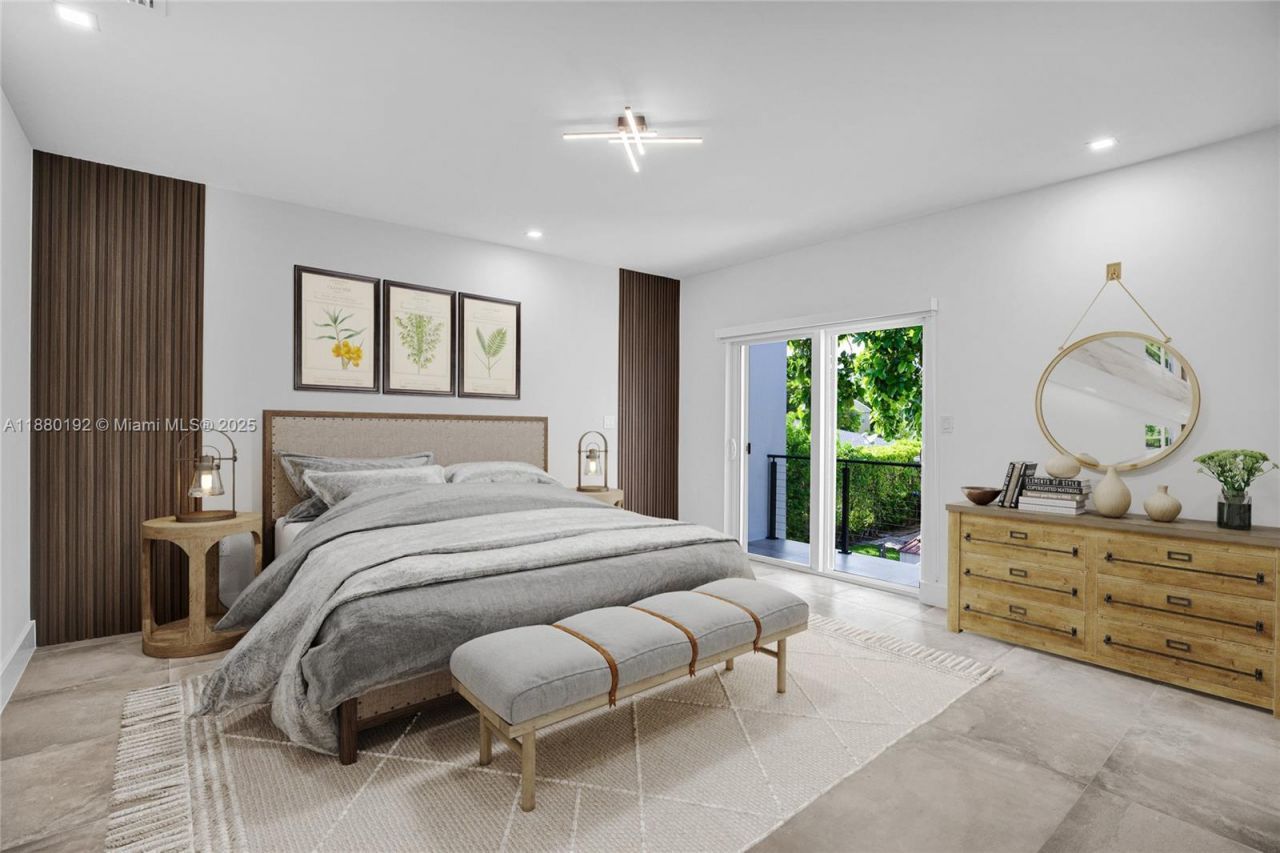 3431 SW 16th Ter, Miami, FL 33145 Photo