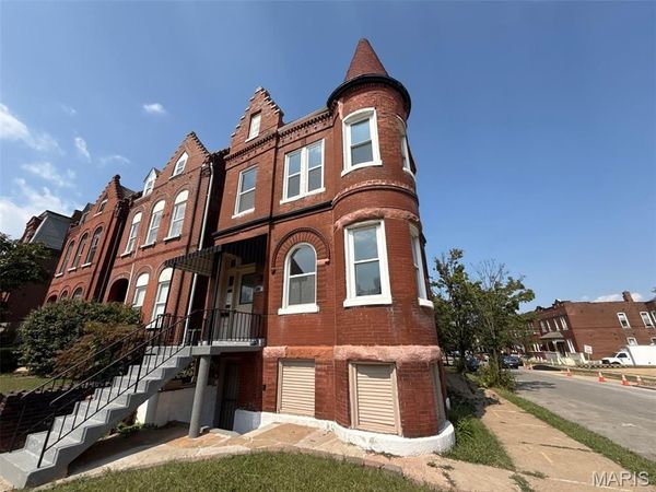 2901 Magnolia Avenue, St Louis, MO 63118