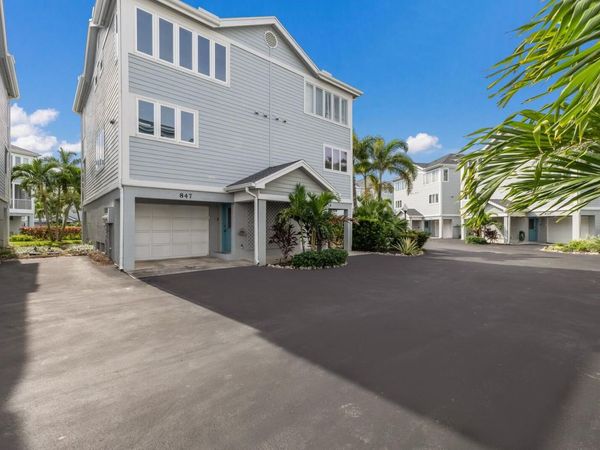 847 EVERGREEN WAY, LONGBOAT KEY, FL 34228