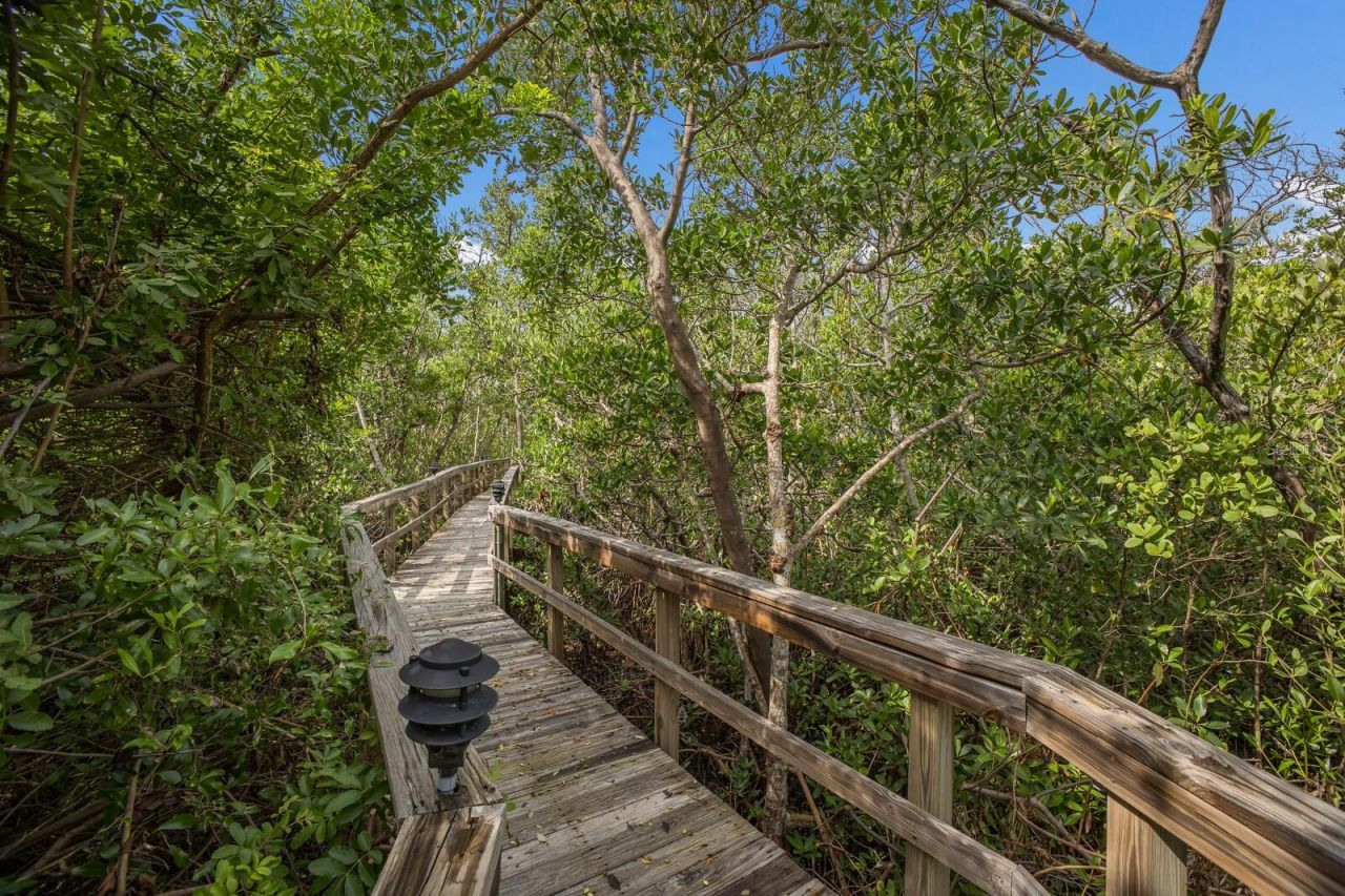 847 Evergreen Way, Longboat Key, FL 34228 Photo