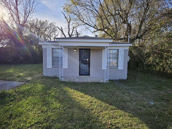 3025 FORD RD, Memphis, TN 38109