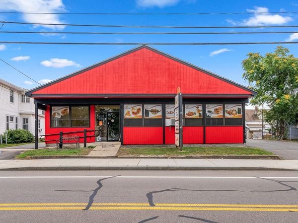 296 Main St, Milford, MA 01757