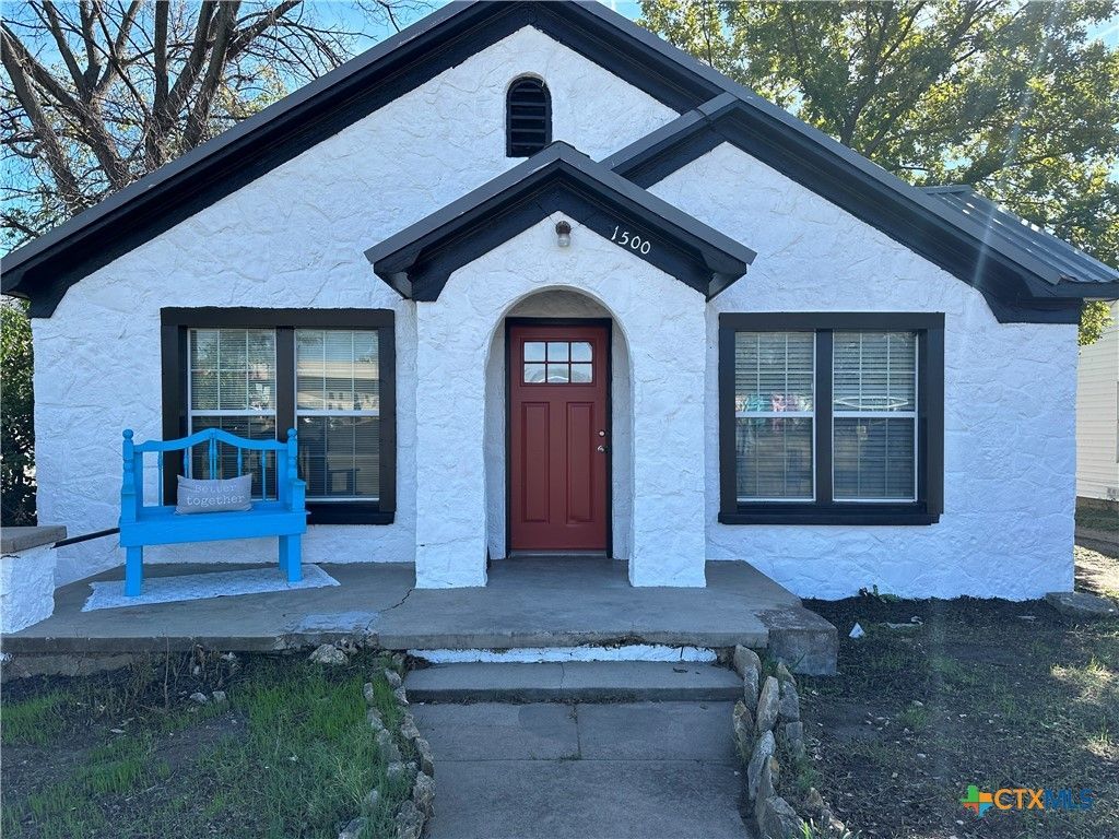 1500 E Main Street, Gatesville, TX 76528 Main Photo