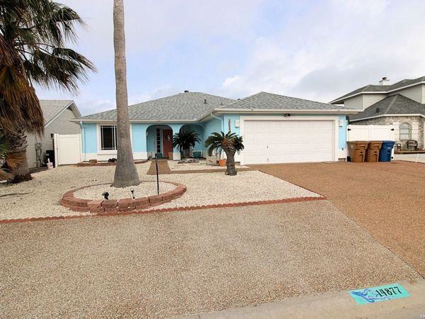14877 Cobo de Bara, Corpus Christi, TX 78418
