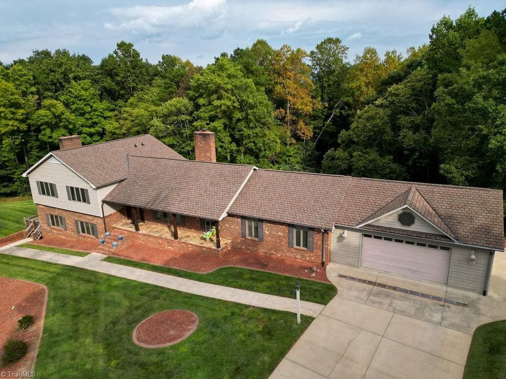 3605 Nc 268, Siloam, NC 27047 Main Photo