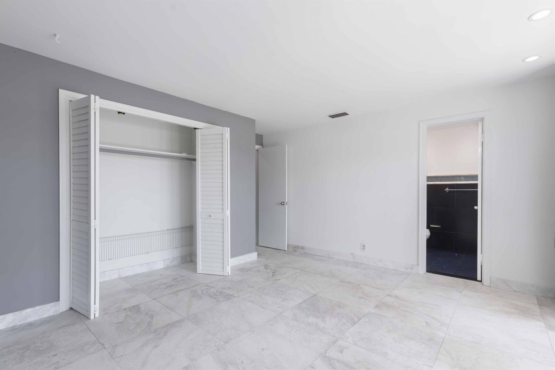 2420 SE 17th Street Street, Unit 401c, Fort Lauderdale, FL 33316 Photo