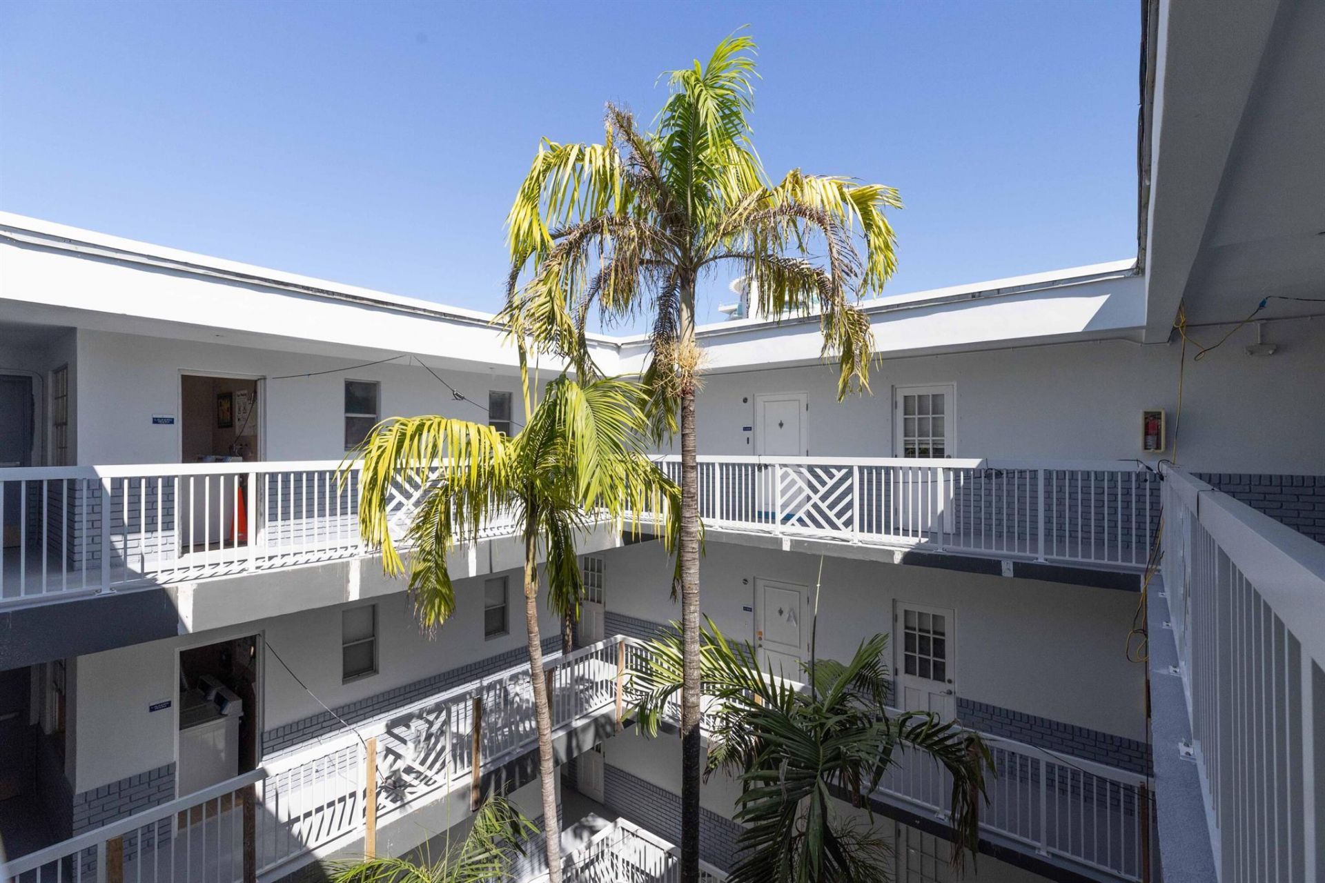 2420 SE 17th Street Street, Unit 401c, Fort Lauderdale, FL 33316 Photo