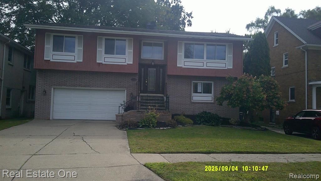 9531 W Outer Drive, Detroit, MI 48223 Main Photo