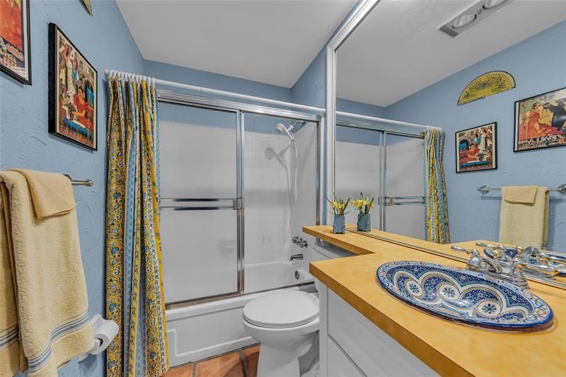 2541 NE 11th Street, Unit 101, Pompano Beach, FL 33062 Photo