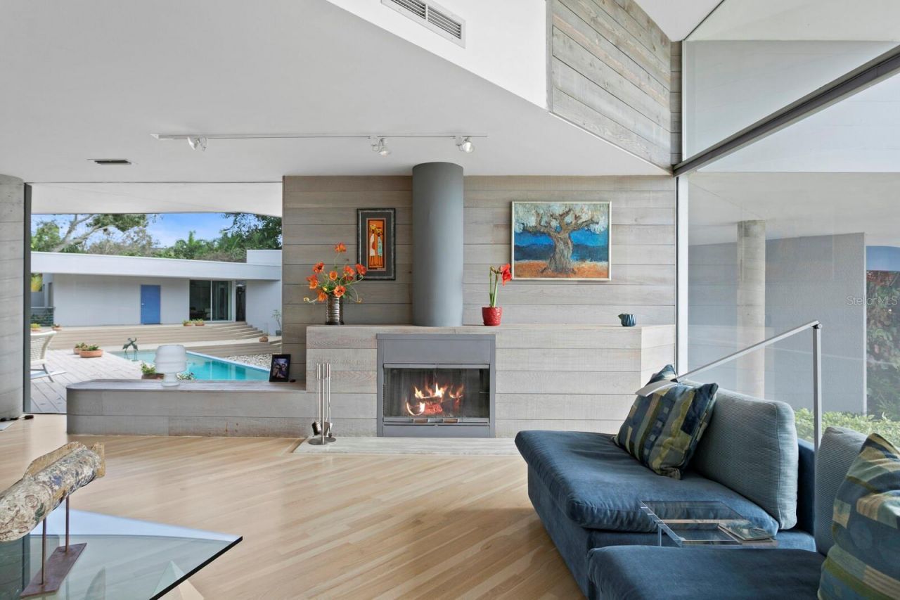 1761 Oceanview Drive, Saint Petersburg, FL 33715 Photo