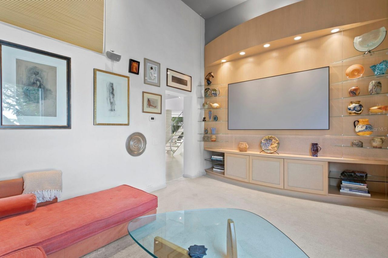 1761 Oceanview Drive, Saint Petersburg, FL 33715 Photo